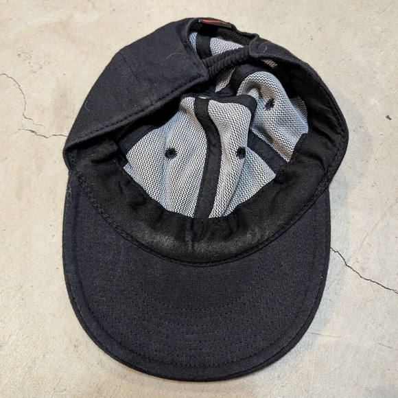 VTG 90s Bugie Back Hat Black Spell out Men's - Picture 3 of 5